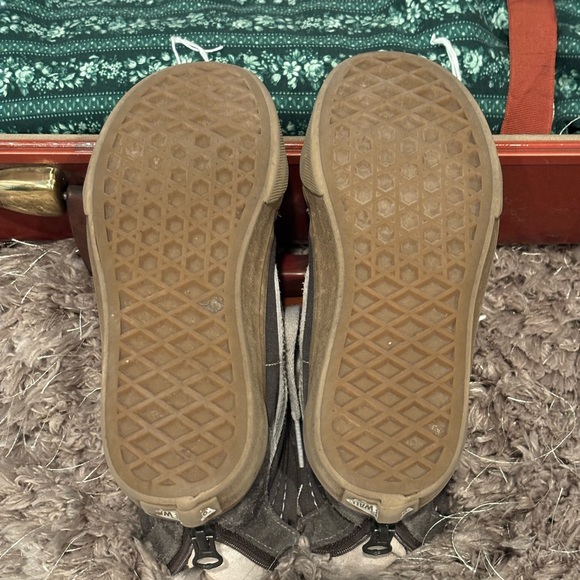 Kids 12 zip up vans - Picture 7 of 7